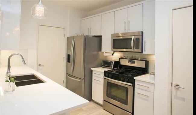 Foto del edificio - 6737 Firenze Ln
