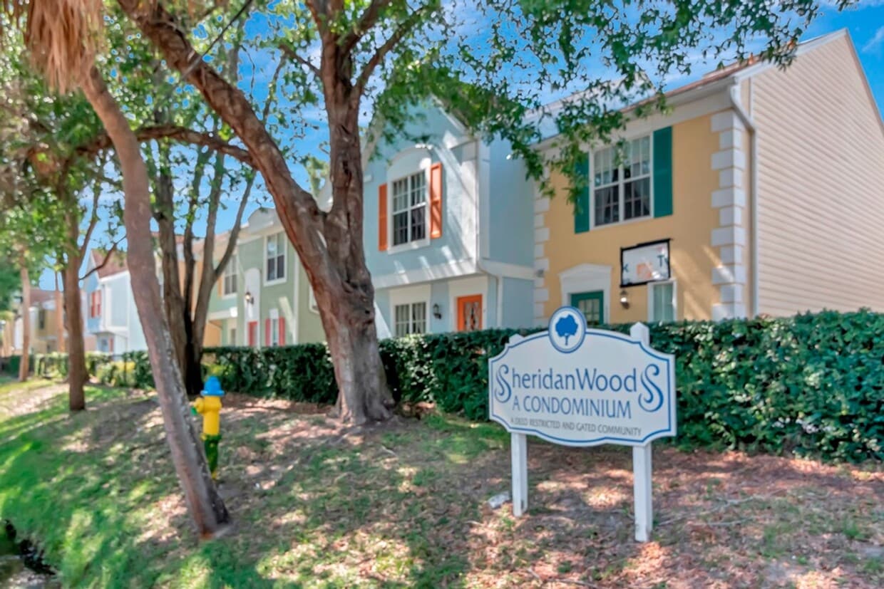 Primary Photo - South Tampa 2 Bedroom w/ Office 2 Bathroom...
