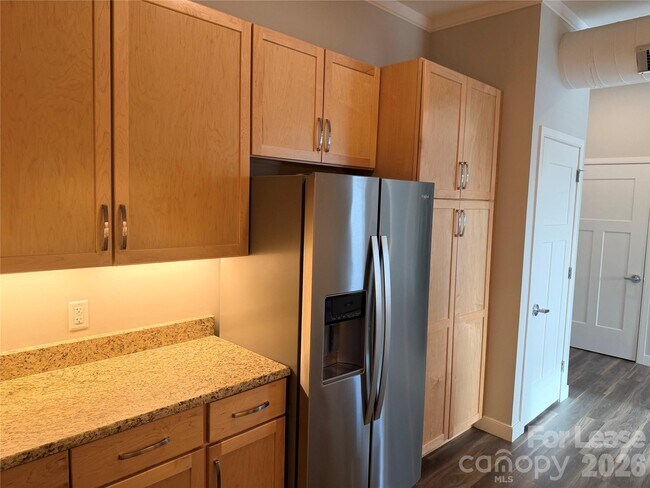 Foto del edificio - 201 E Innes St