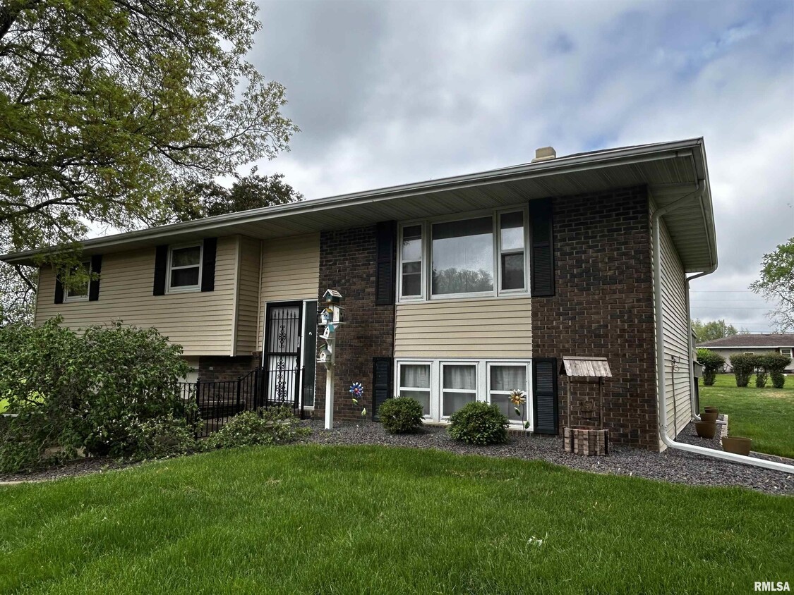 Foto principal - 3117 St Andrews Dr