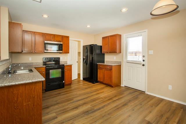 Foto del edificio - 5708 Talons Crest Cir