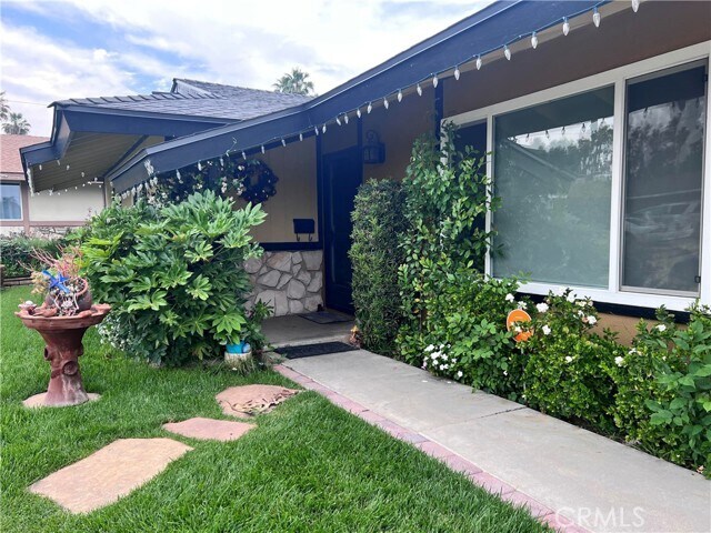Building Photo - 808 Orchard Dr