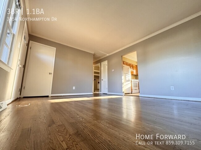 Foto del edificio - 3854 Northampton Dr