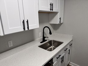 Building Photo - 5130 Dandy Ct