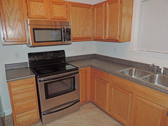 Building Photo - 3701 Wargrave Walk