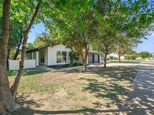 Building Photo - 1415 Mearns Meadow Blvd