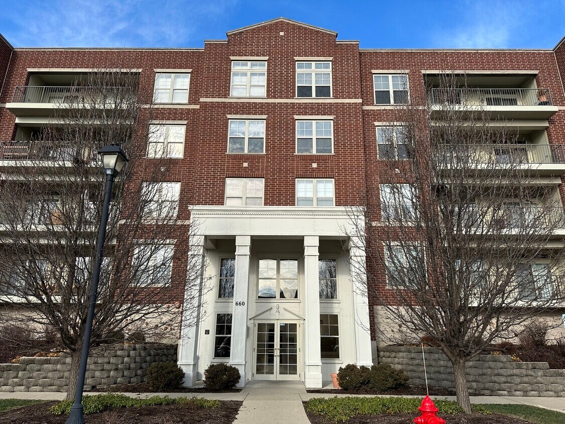 660 Prestwick Ln Unit 301, Wheeling, IL 60090 Condo for Rent in Wheeling, IL