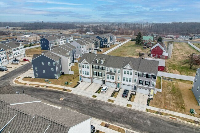 Foto del edificio - 345 Andrew Ct