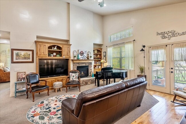 Foto del edificio - 1747 W Little Willow Cove