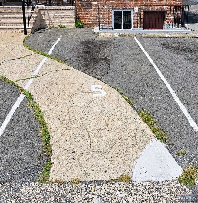 Building Photo - 449-451 Washington St