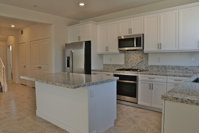 Foto del edificio - 41515 Stanford Rd