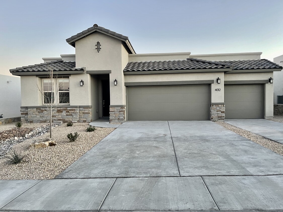 Foto principal - 4012 Spicewood Ct