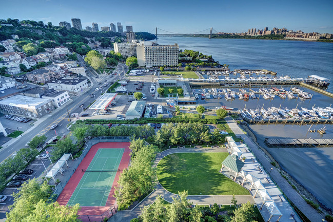 Many of the apartment homes have a view of the George Washington Bridge - Windsor at Mariners