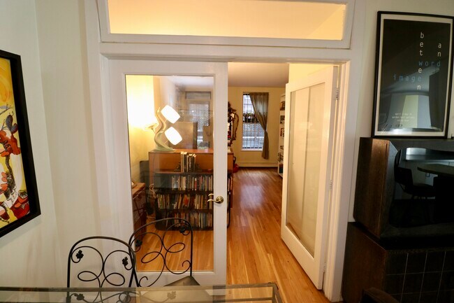 Bedroom 3 (Rear) - 56 Ludlow St