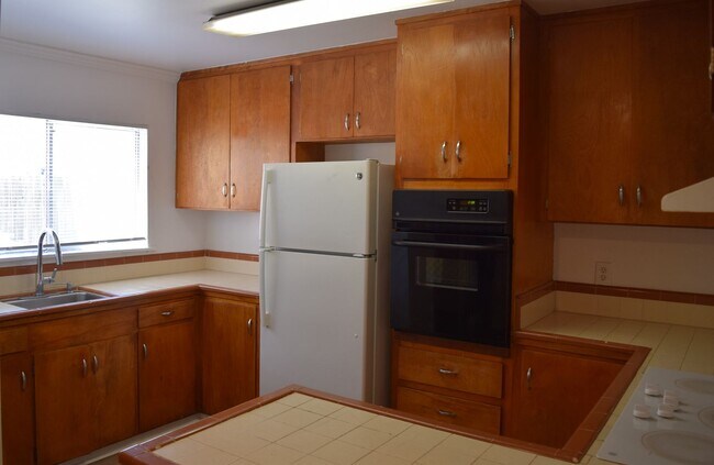 Foto del edificio - 512 Clover St