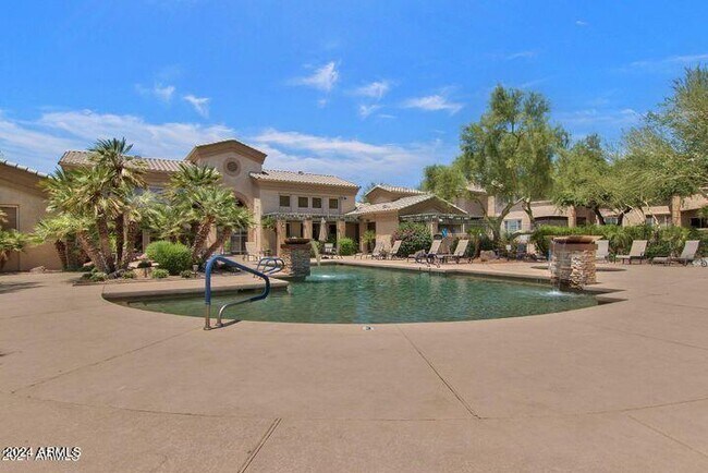 Foto del edificio - 16013 S Desert Foothills Pkwy