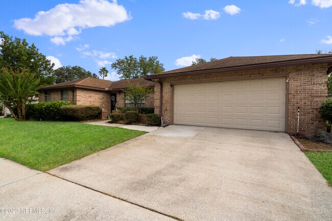 Foto del edificio - 9133 Agincourt Ln