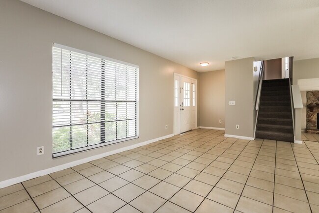 Foto del edificio - 1421 Peachfield Dr