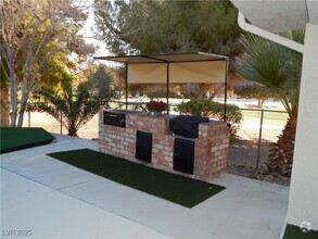 Building Photo - 3338 Zuni Cir