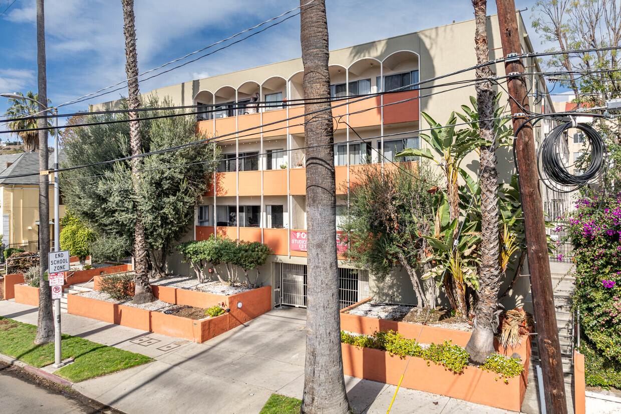 Primary Photo - Hacienda Apartments