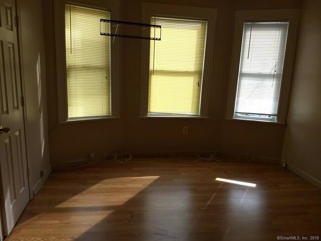 Building Photo - 357 Pearl St