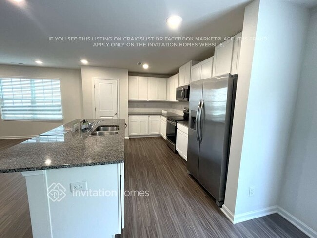 Foto del edificio - 5133 Cameron Cmns Pkwy