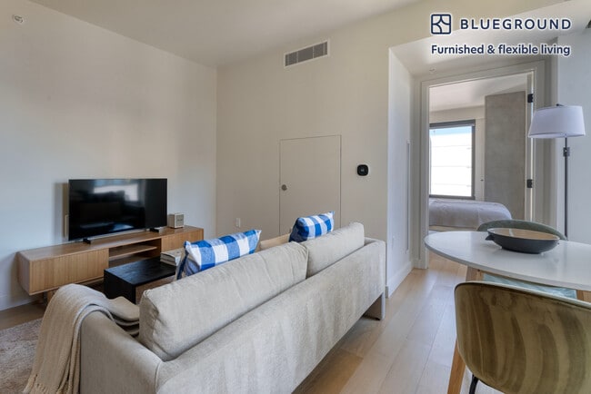 Foto del edificio - 30 Otis St