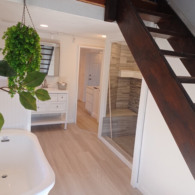 Foto del edificio - 104 Hill Ave