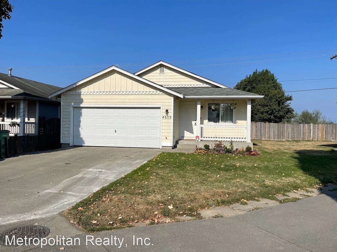 3 br, 2 bath House 4509 151st Pl NE 250 House Rental in Marysville