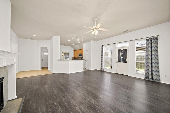 Building Photo - 18211 Juniper Creek Ln