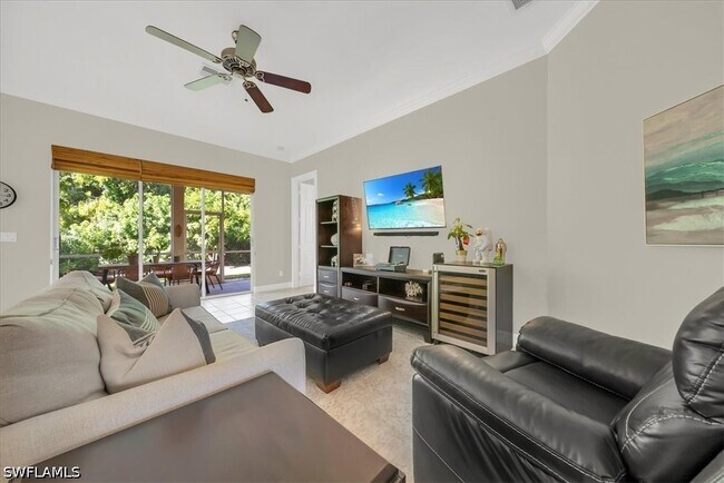 Foto del edificio - 28327 Hidden Lake Dr