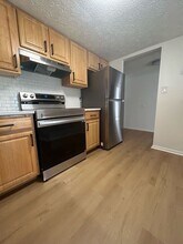 Interior Photo - 200 West Apartments