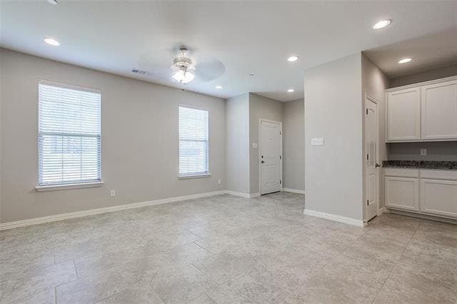 Building Photo - 1946 Timber Oaks Dr