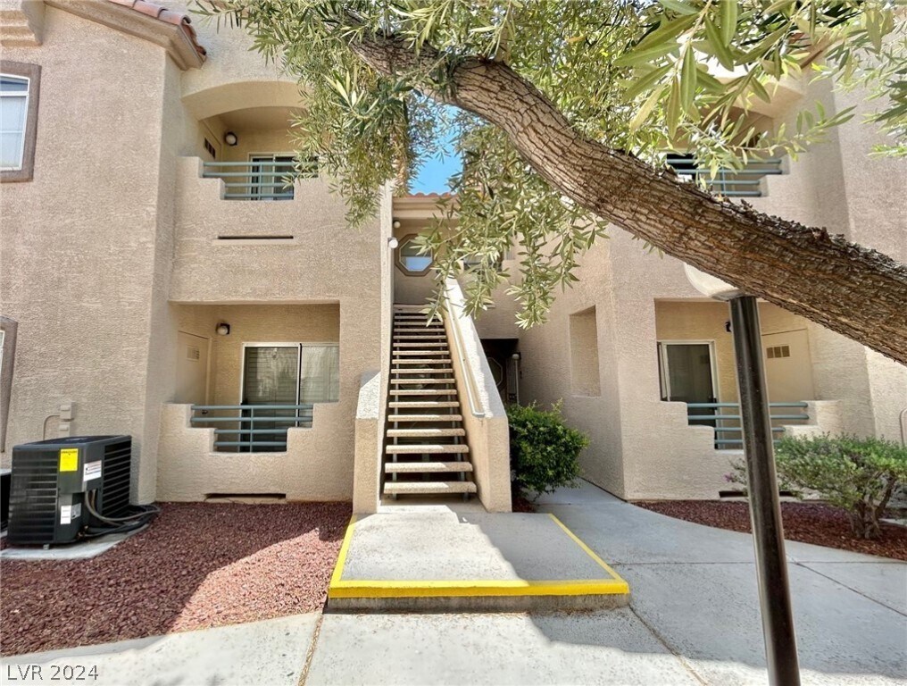 5415 W Harmon Ave Unit 2038, Las Vegas, NV 89103 Condo for Rent in