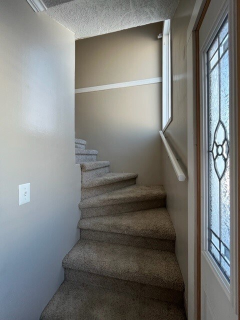 Building Photo - 9831-9897 97 St