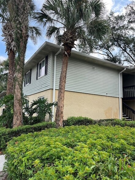 Building Photo - 211 Thorn Tree Place Unit 211