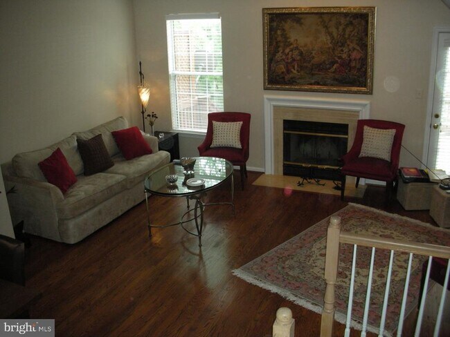 Foto del edificio - 2463 Clover Field Cir