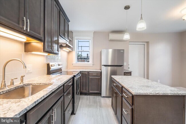 Foto del edificio - 2846 N Calvert St