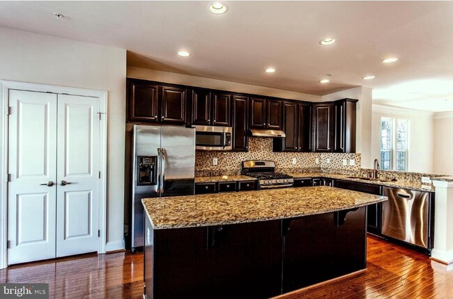 Building Photo - 3902 Pendle Hall Ln
