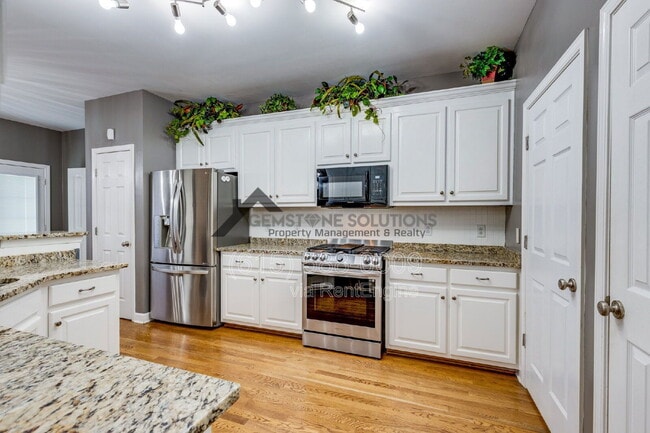 Building Photo - 1024 Belcor Dr