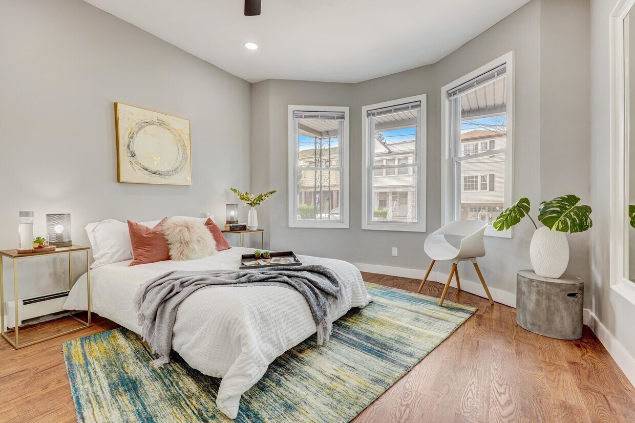 Foto principal - 280 Claremont Ave