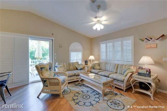 Foto del edificio - 291 Mango St