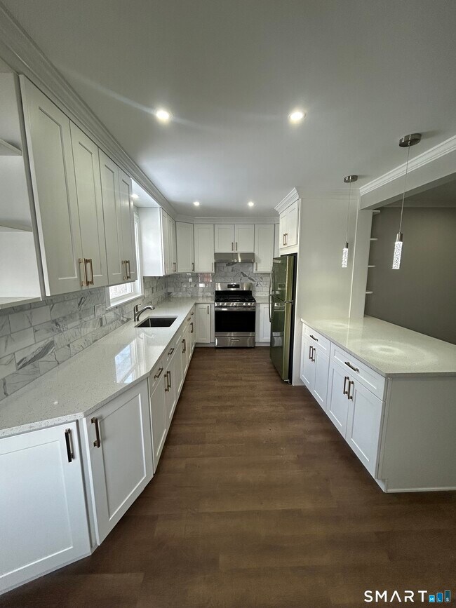 Foto del edificio - 54 Forest St