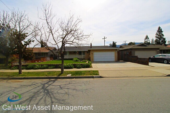 Building Photo - 3 br, 2 bath House - 1952 Rosswood Drive