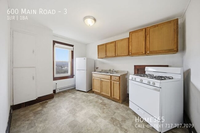 Building Photo - 600 Main Rd