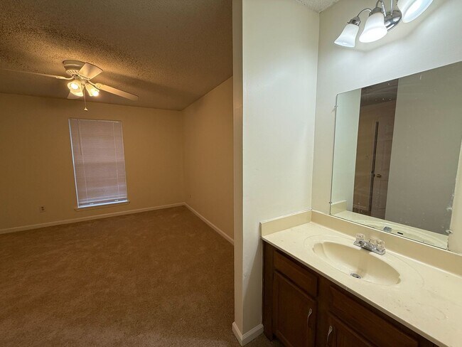 Foto del edificio - Prime Athens Location – 2BR Near UGA