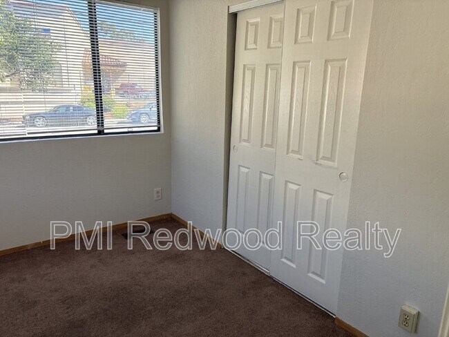 Foto del edificio - 4915 Shattuck Ave.