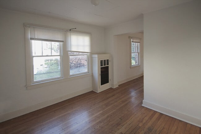 Foto del edificio - 318 Whitney Ave