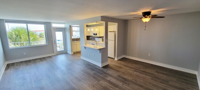 Building Photo - 108 Paradise Harbour Blvd
