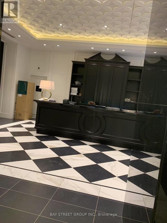 Photo du bâtiment - 955-2955 Bay St.